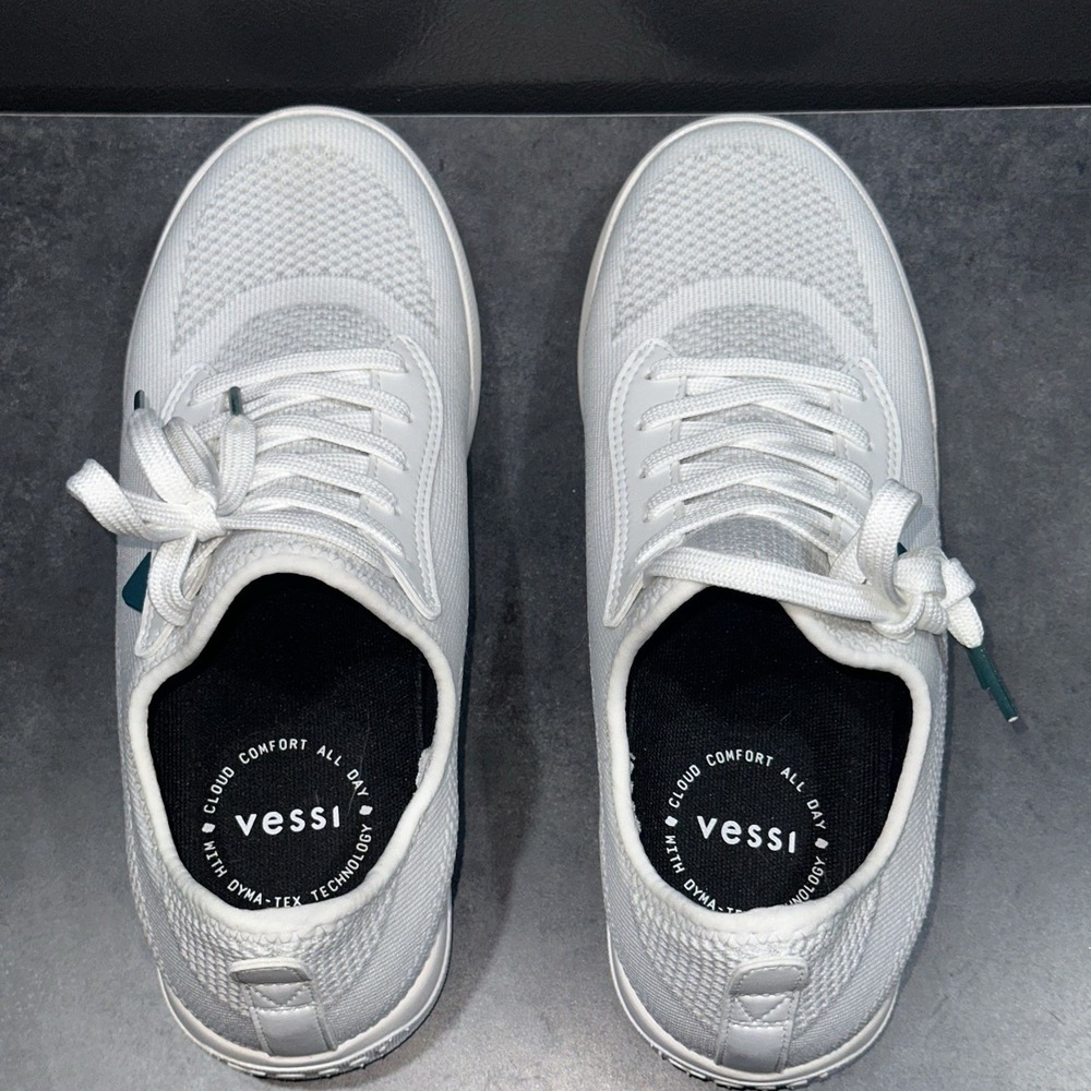 Vessi Weekend Sneaker Womens Size 8 Waterproof Shoes Marble White Spring EUC - Picture 10 of 12
